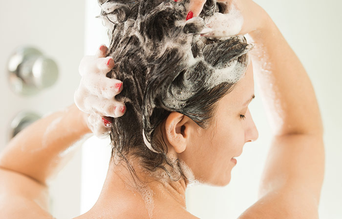 Salt and shampoo for chronic dandruff