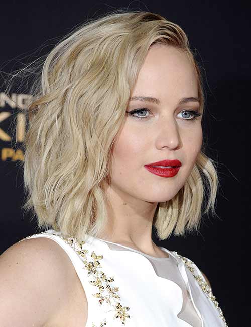 J-law waves for shoulder length hair