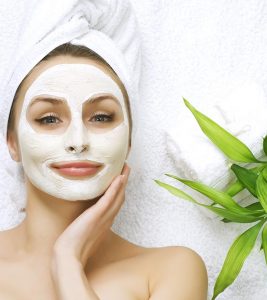 15 Effective Ayurvedic Face Packs For Glo...