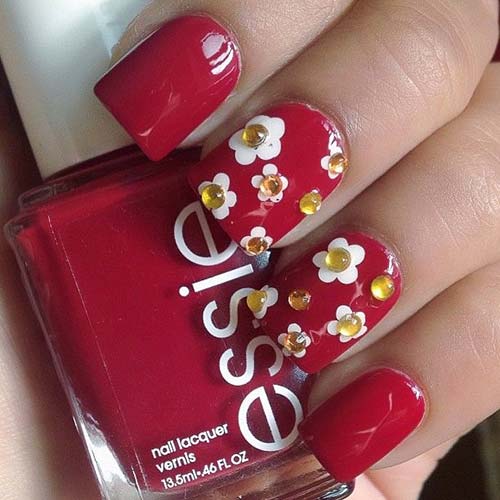 Summer daisies 3D nail art designs