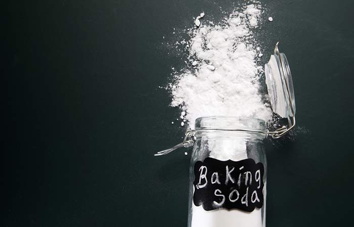 Baking soda for instant skin whitening