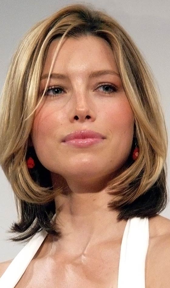 Choppy medium hairstyles for oval face