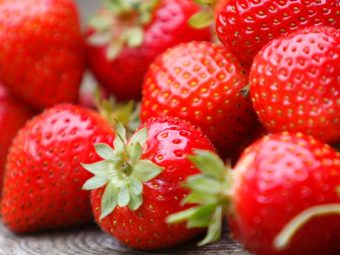 7 Strawberry Face Packs For Glowing Skin