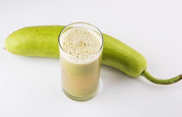 Bottle gourd juice mask treatment for dry hair