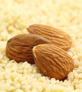 5 Effective Almond Face Packs That You Ca...