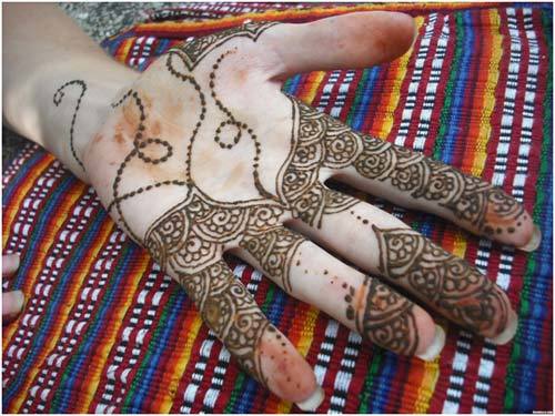 Full hands Arabic mehendi design for hands