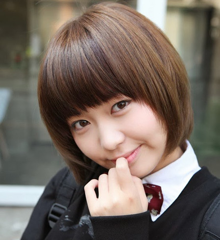 Japanese short berry bob hairstyle