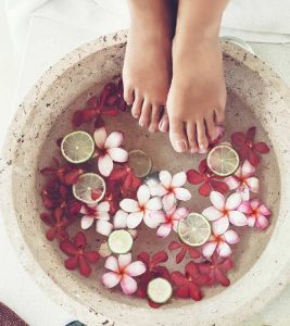 DIY Foot Scrubs – 20 Recipes To Pamper ...