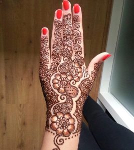 Top 10 Eye-Catching Eid Mehndi Designs Yo...