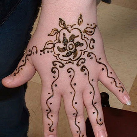 Mehandi designs for kids 2