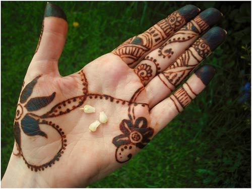 Easy mehendi design for hands