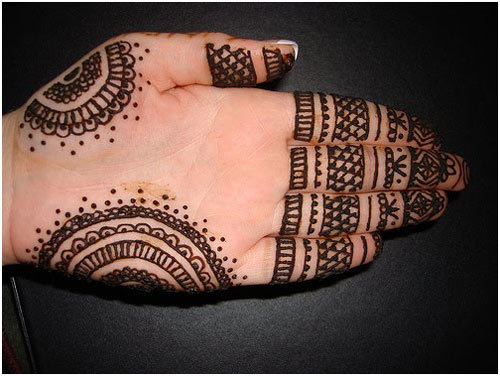 Geometric shapes diy mehendi design