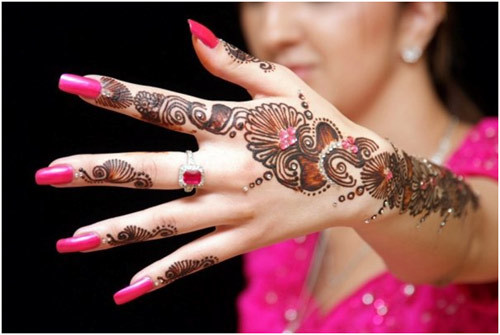 Modern diy mehendi design