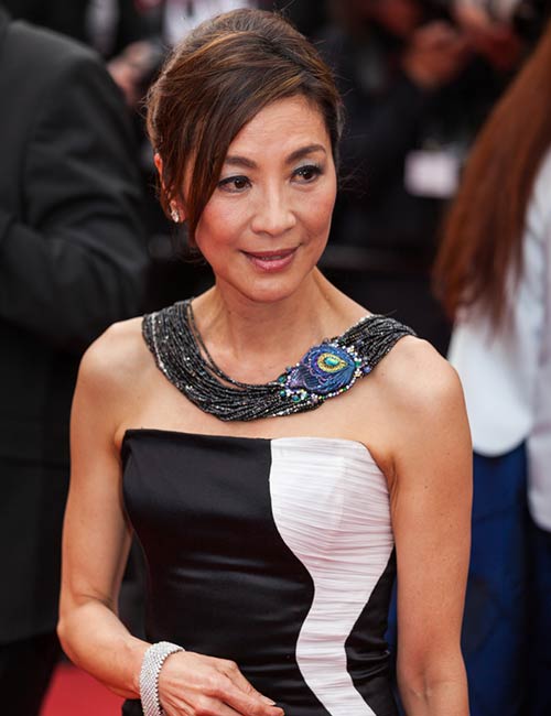 Michelle Yeoh's simple and elegant hairstyle