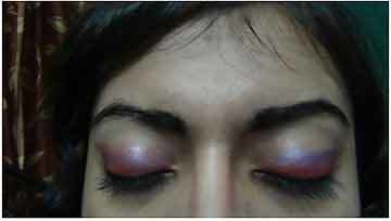 Dark pink shadow for perfect Bhartanyatam makeup