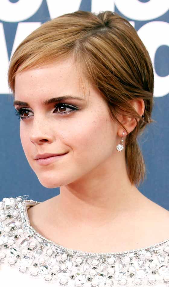 Emma Watson slaying the sophisticated pixie cut
