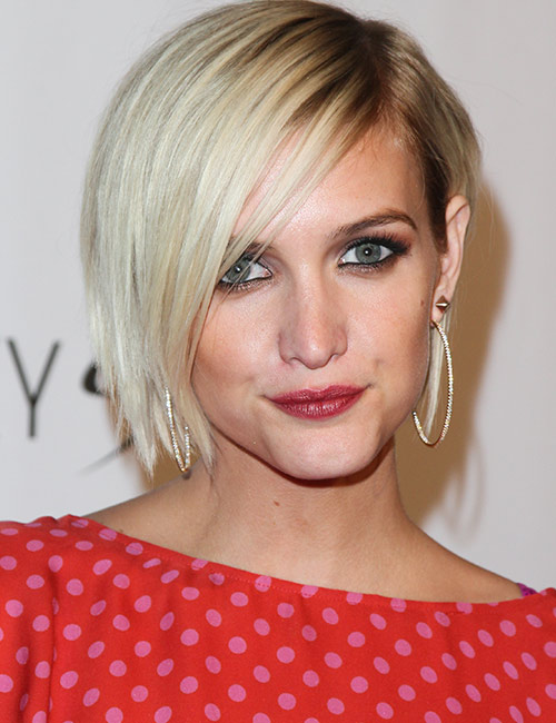 Sleek feathered bob hairstyles